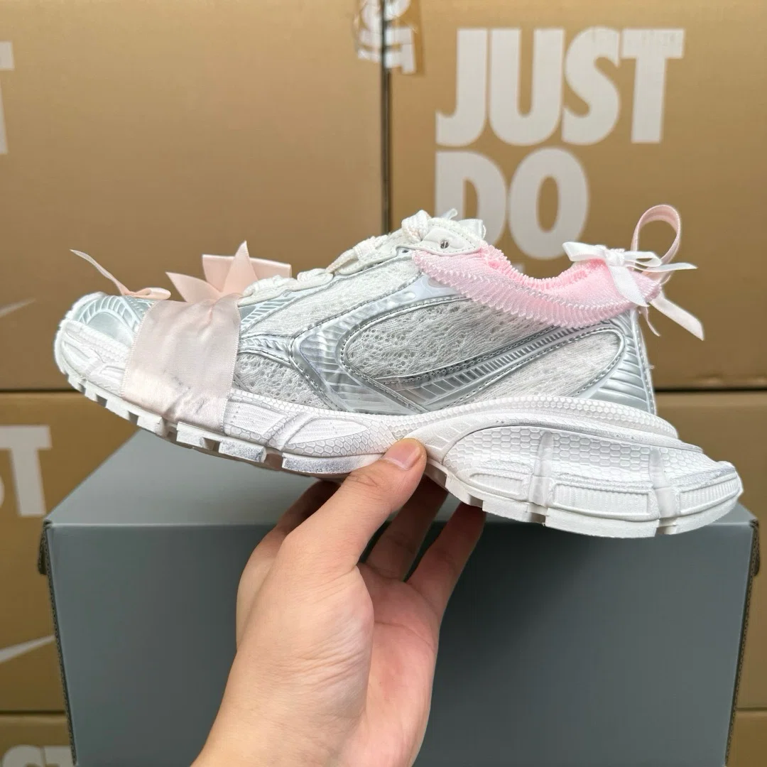 バレンシアガ 3XL レーススニーカー 832994WXLMC2940｜Fog Kicks