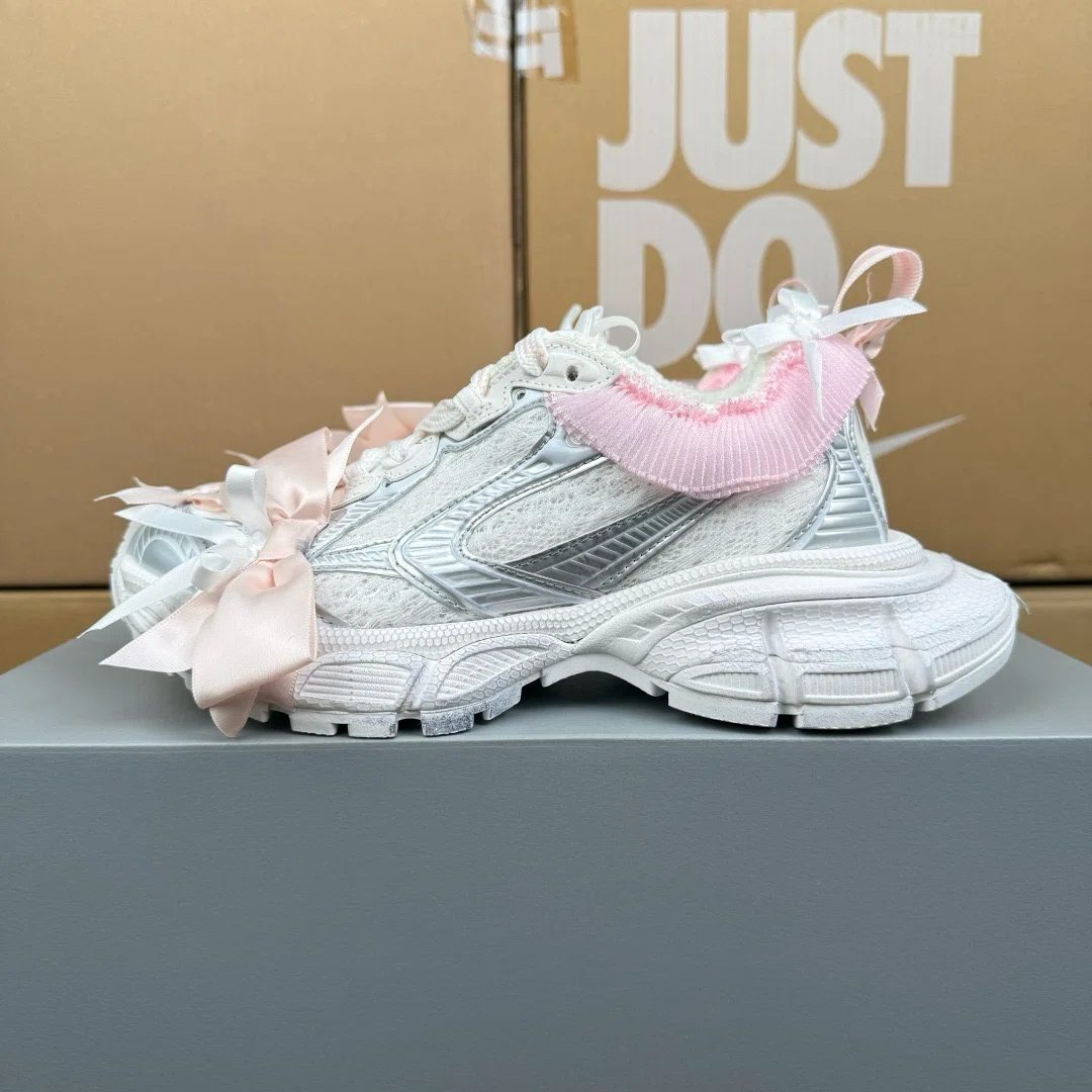 バレンシアガ 3XL レーススニーカー 832994WXLMC2940｜Fog Kicks