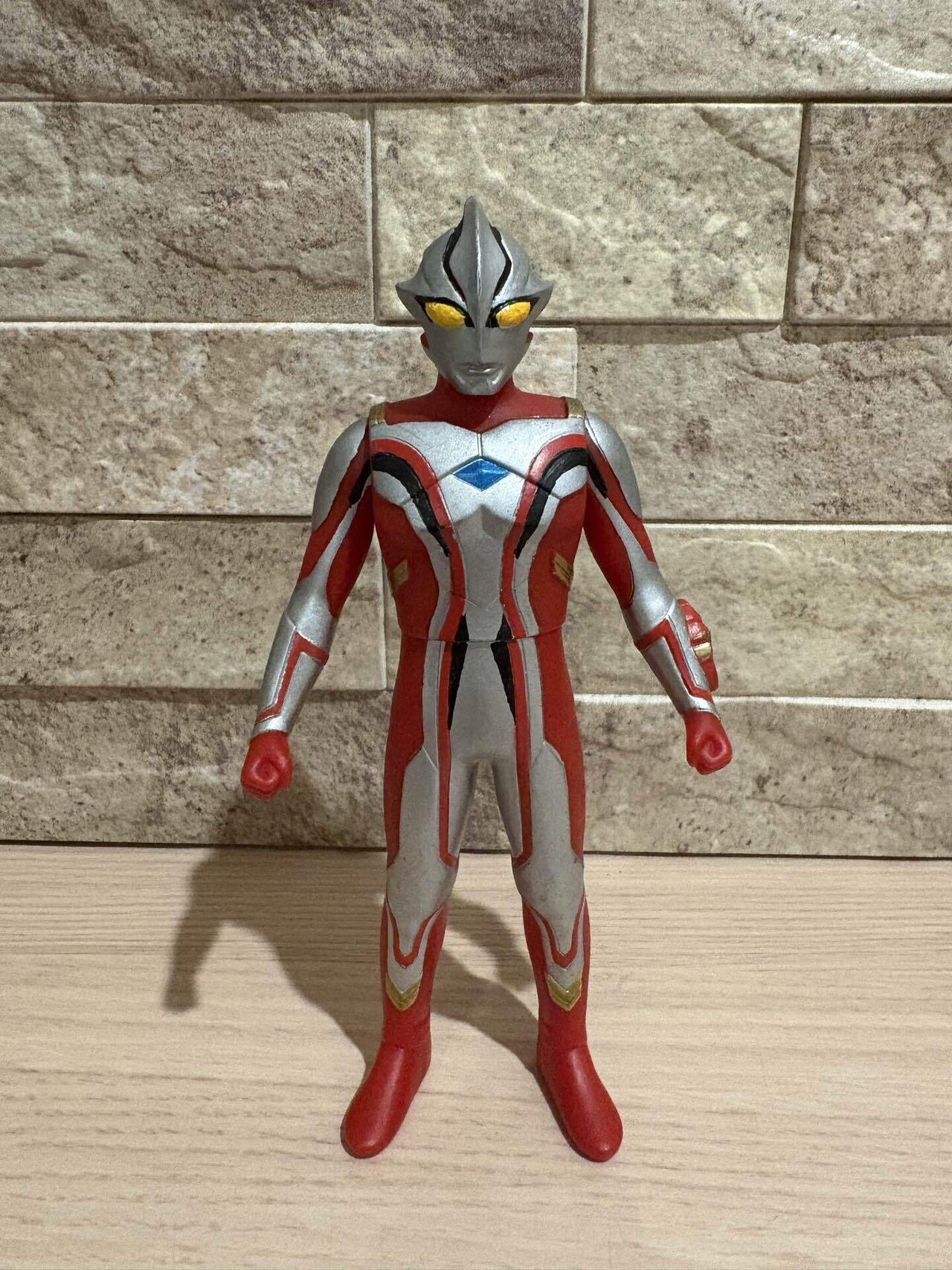 12 塗装 ニセウルトラマンメビウス｜ウルトラT