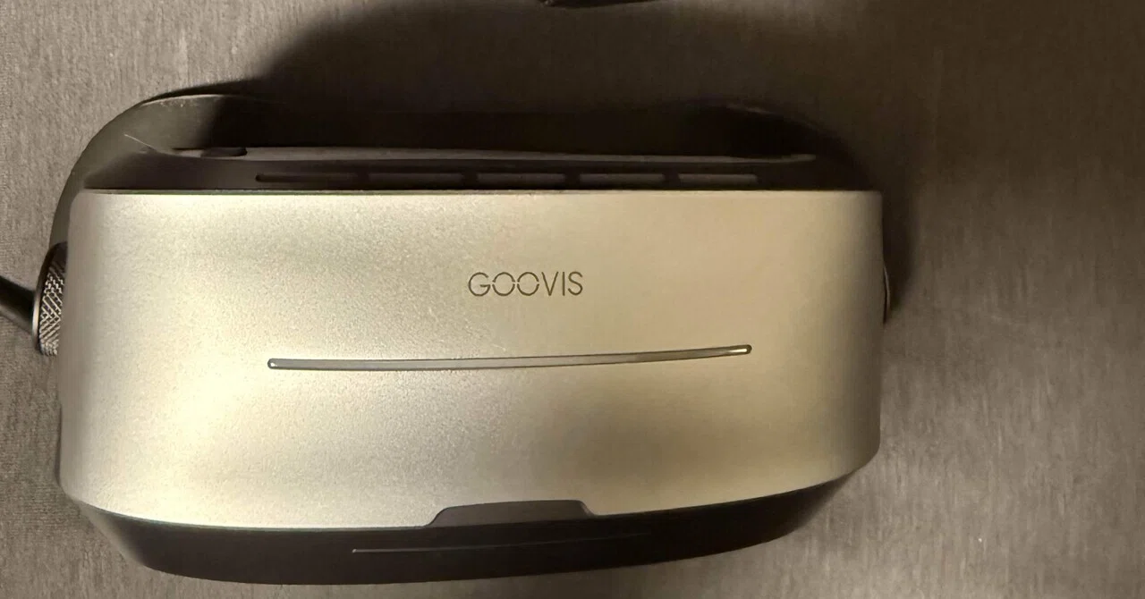 プロジェクターでは“現実”が残る──GOOVIS G3 Maxでつくるベッド