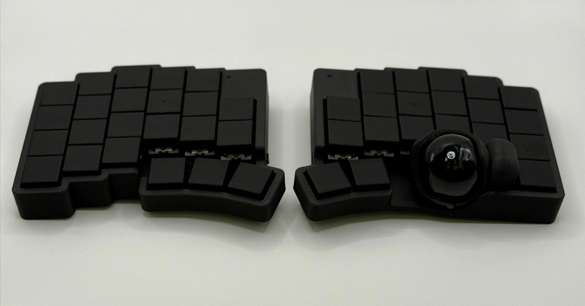 Bluetooth無線Keyball39 ロープロ書斎モデル マットブラック Bluetooth無線Keyball39 ロープロ書斎モデル マットブラック