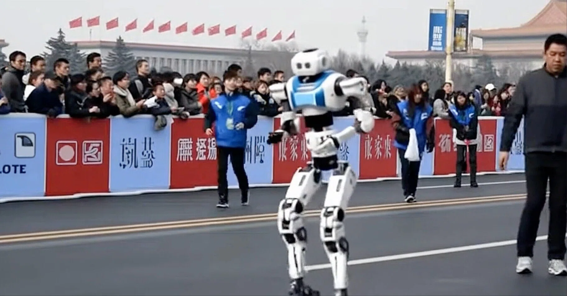 2032年の未来はもう始まっている ― ジェンスン・ファンの警告と中国