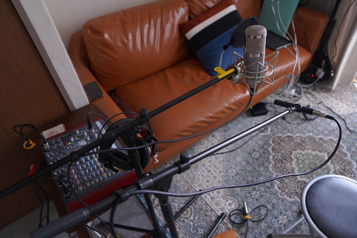 AKG/P170】スモールダイヤフラムコンデンサーマイクをアコギ用に