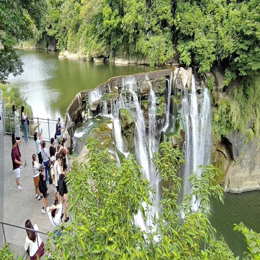 十份老街から歩いて行ける！十份瀑布までの絶景ルートと見どころ｜かい