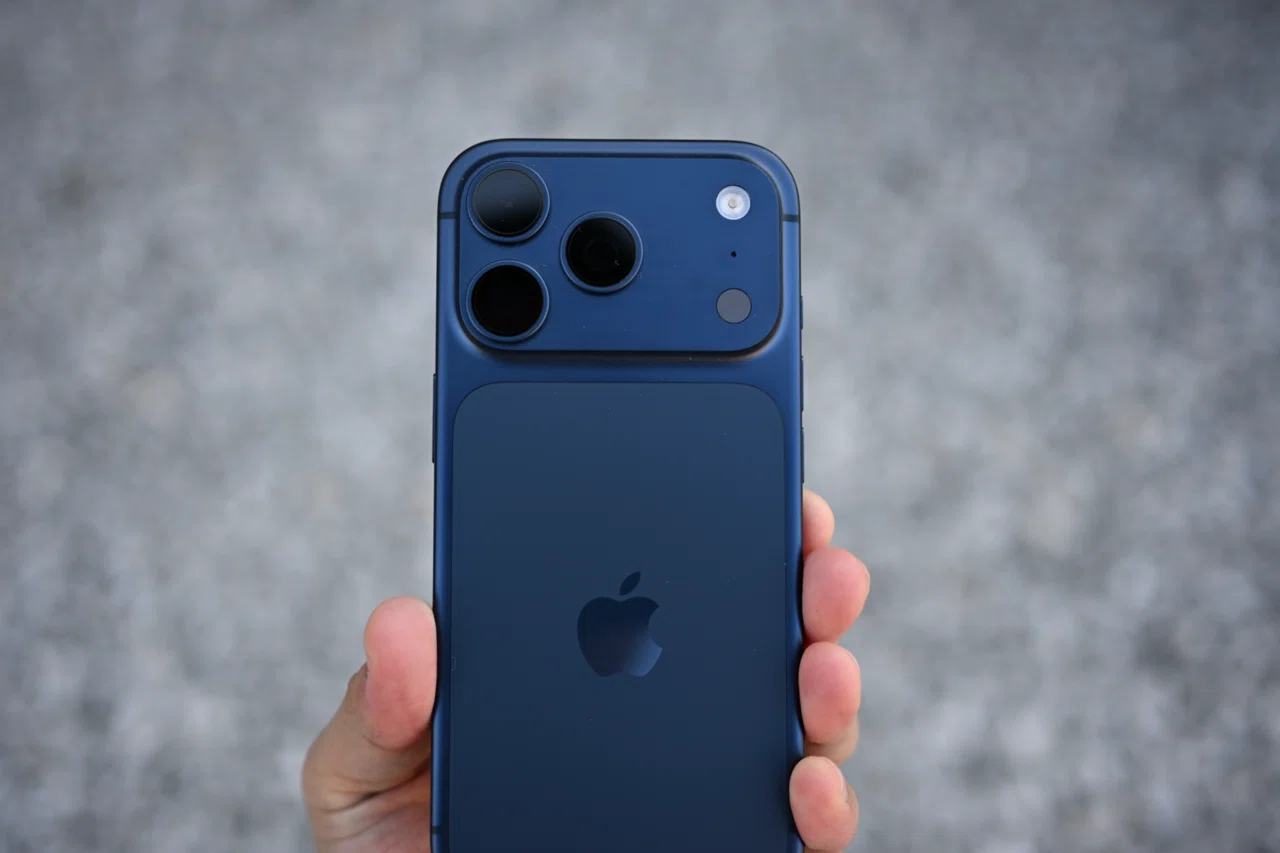 約1ヶ月半使用】iPhone 14 Pro→17 Pro の感想｜もつなべ