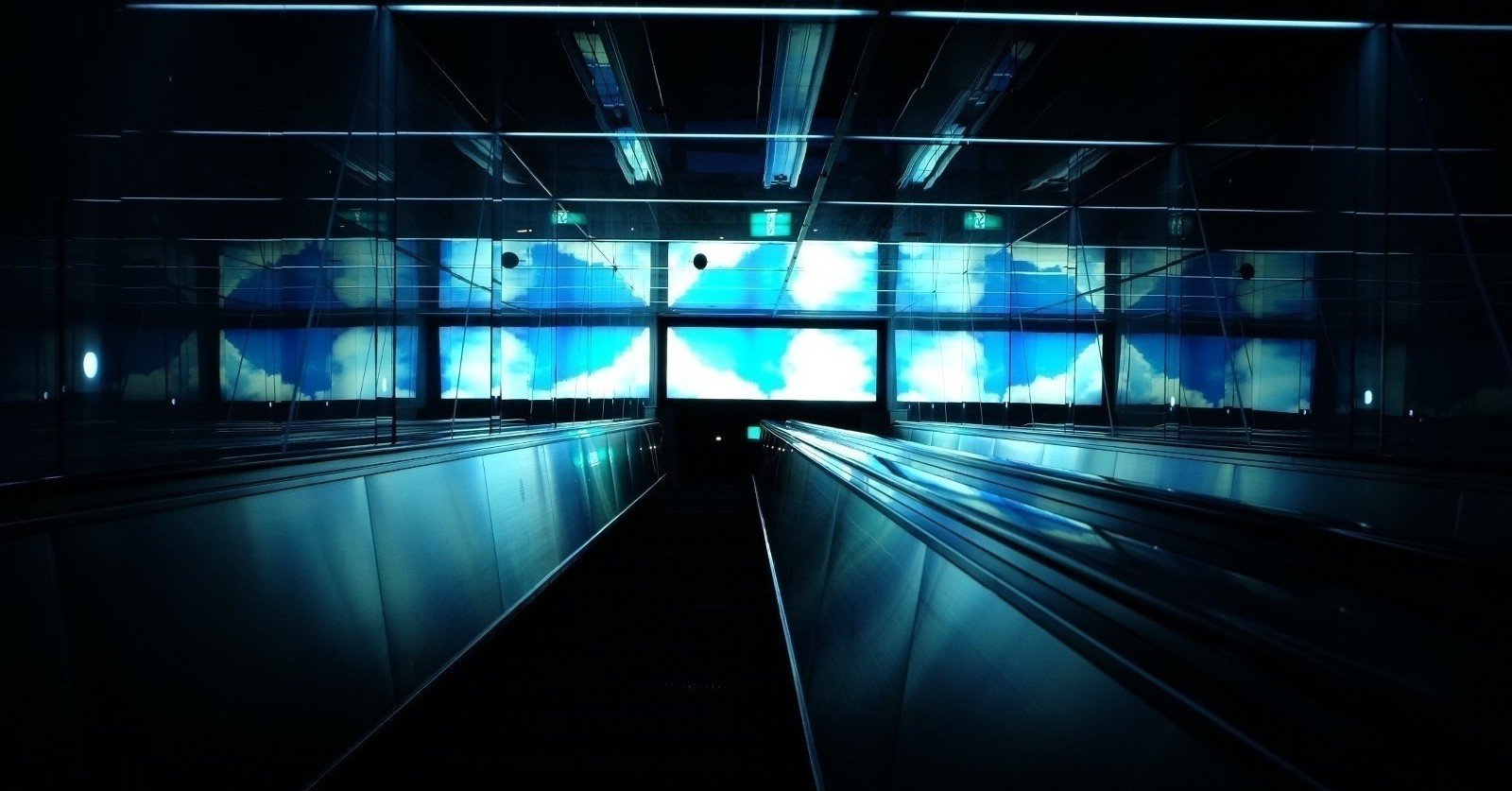 恋 には落ちるが 愛 には落ちない 平野啓一郎さん 一月物語 井手 桂司 Note 恋 には落ちるが 愛 には落ちない 平野啓一郎さん 一月物語 井手 桂司 Note