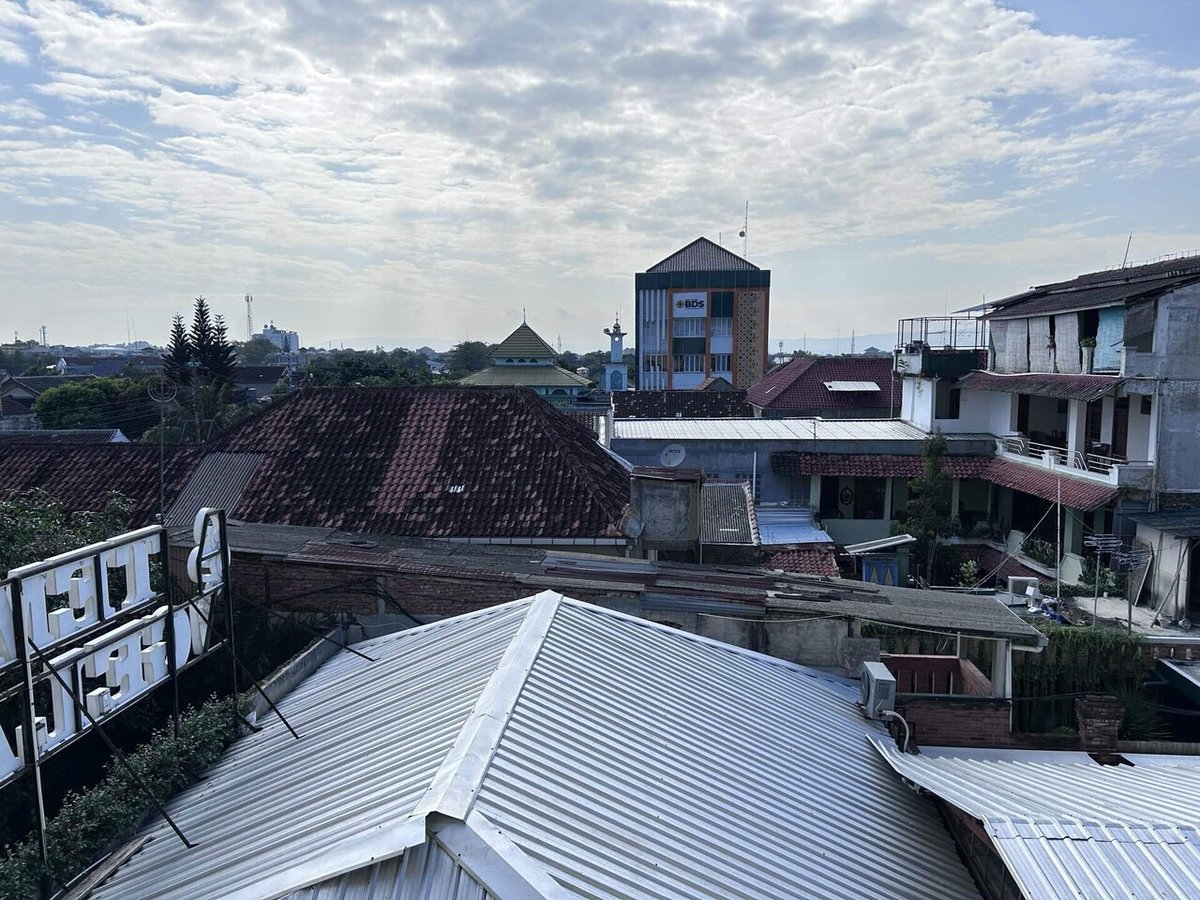 2025年9月インドネシア旅行記7 ジャカルタに戻る。国立博物館見学後、ファイブさんと合流し、Open Top Bus Tourに参加。Blok  Mなど。｜YASUHIRO