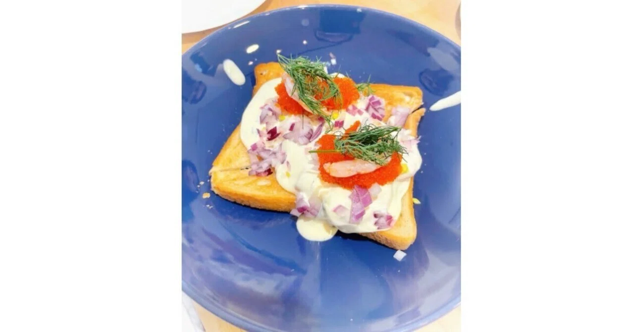 Let's make and eat Sweden's delicious Toast Skagenröra! [Nordic Life 20 ...
