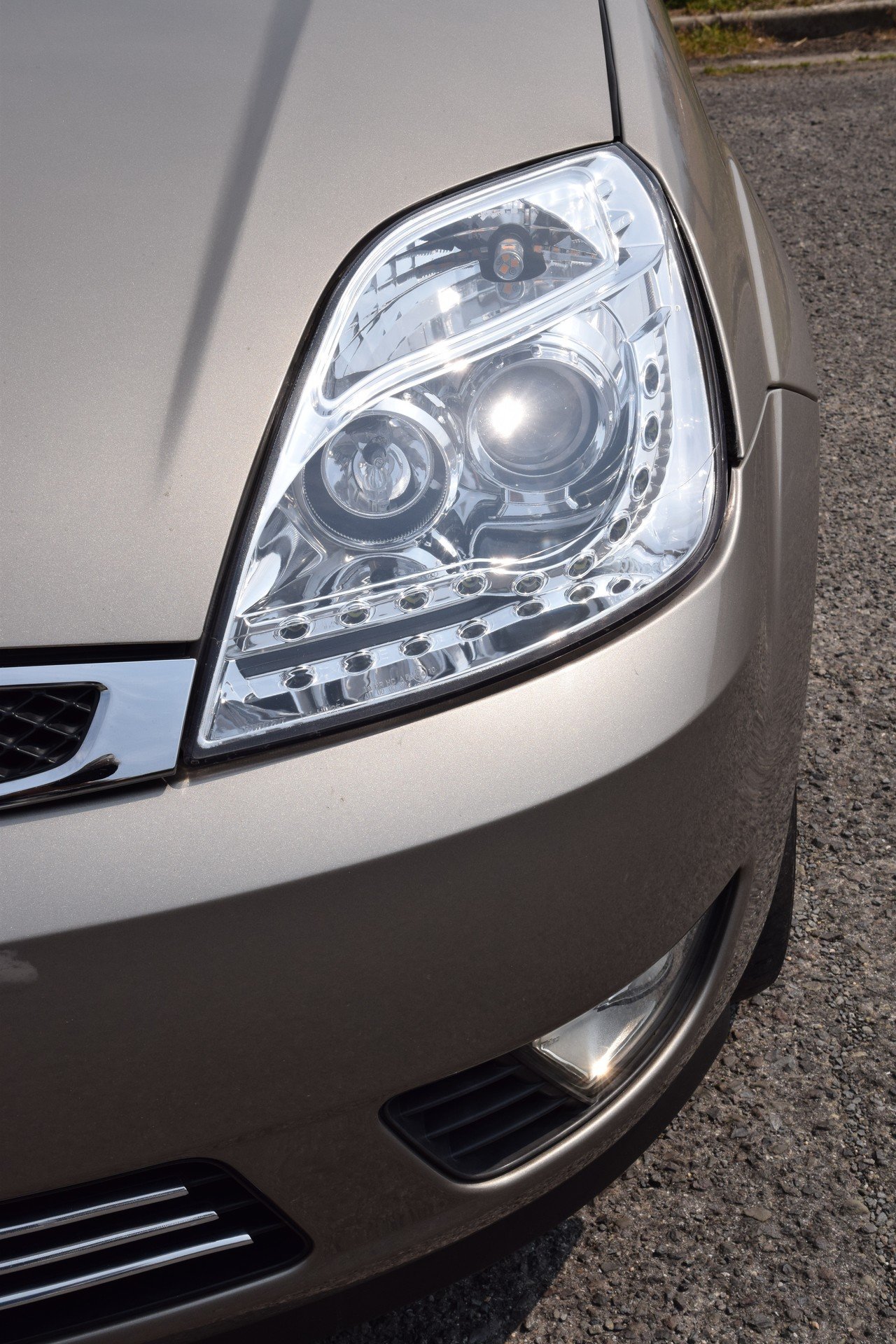 フォード フィエスタghia 05年型 12年32万7000km 金子浩久書店 Note フォード フィエスタghia 05年型 12年32万7000km 金子浩久書店 Note