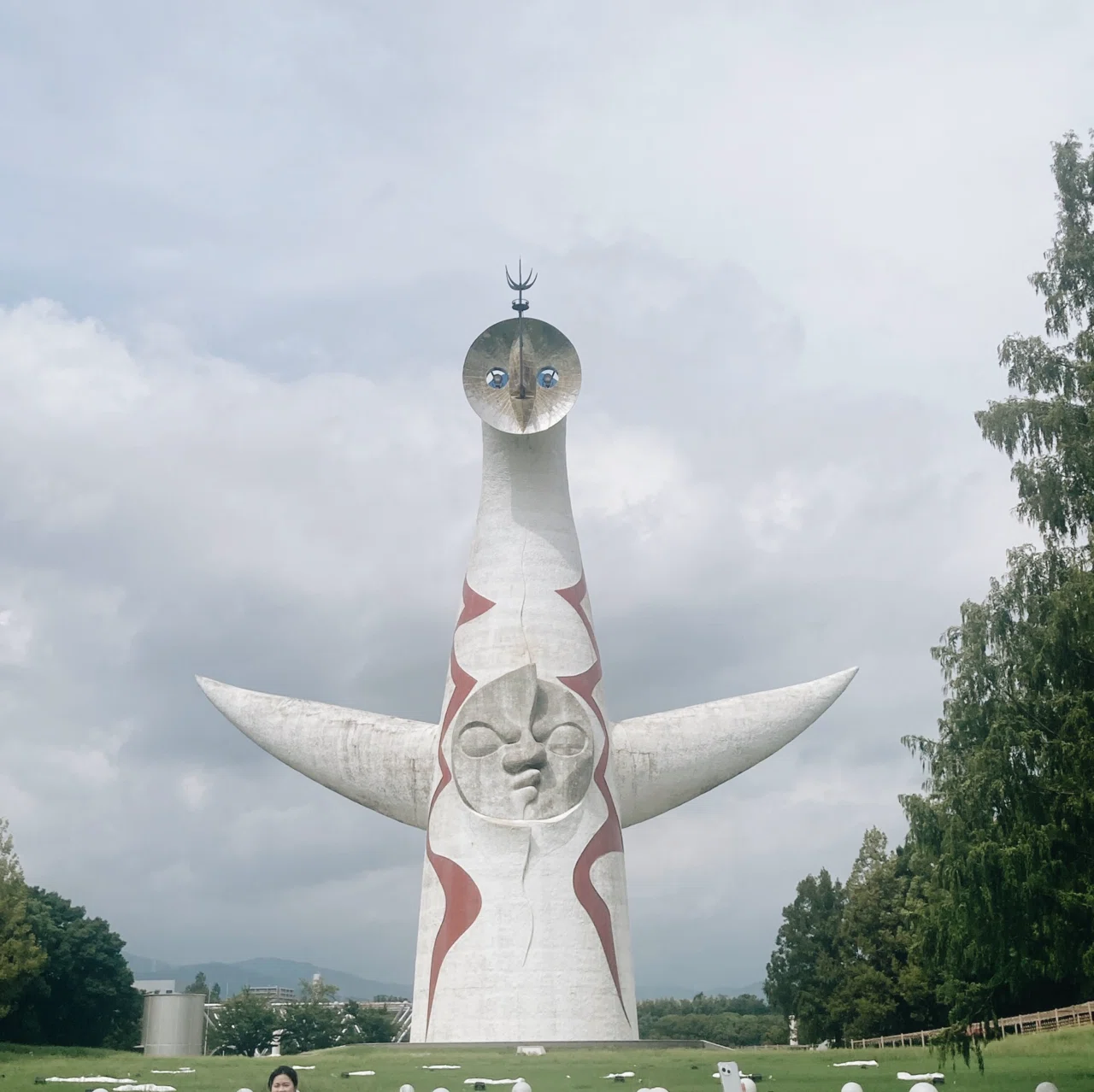 あの頃の息づかいにふれる。太陽の塔とEXPO'70をめぐって｜Lys