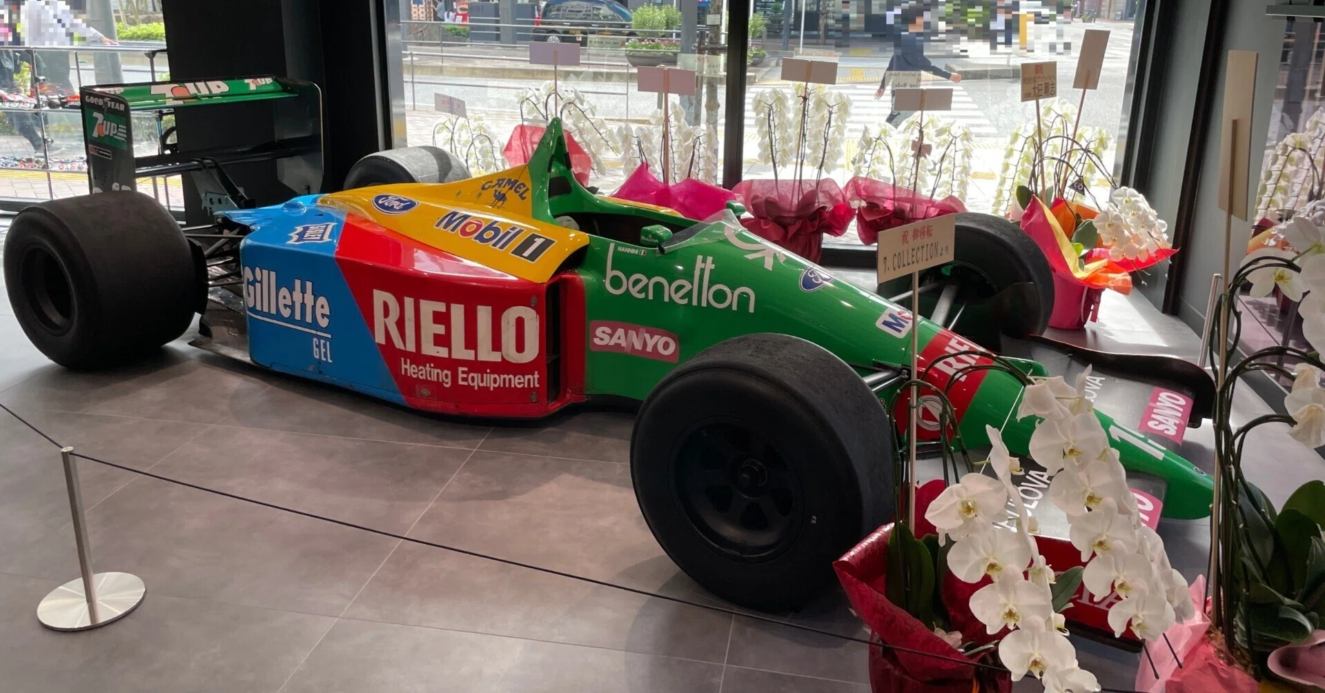 新橋に降臨！バランスの良さを武器に勝利を掴んだF1マシン【ベネトン