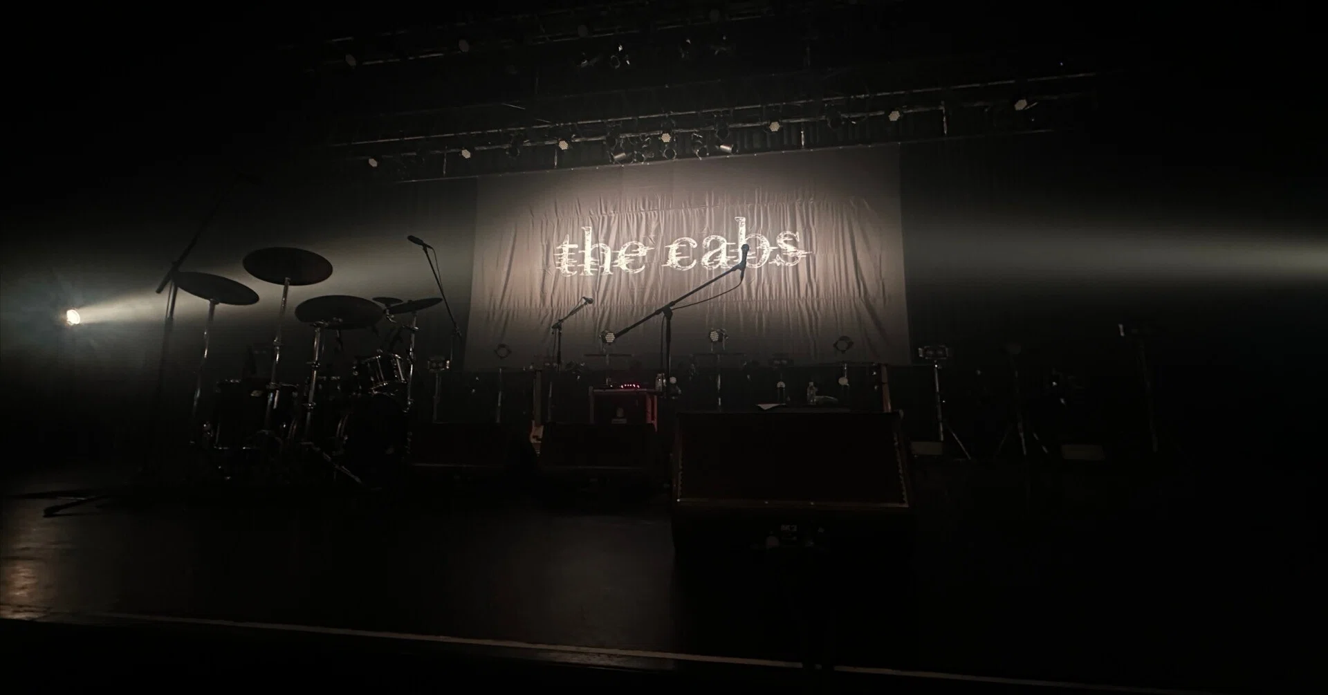 これ以上のものはない。12年ぶりの再結成「the cabs」のライブを最前列