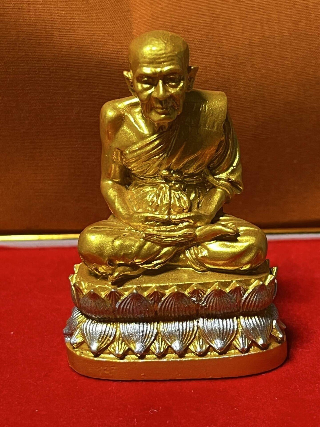 強い魔法の力　イサーン著名高僧　ルアンプーパード師　プラクルアン　開運　守護 強い魔法の力 イサーン著名高僧 ルアンプーパード師 プラクルアン 開運