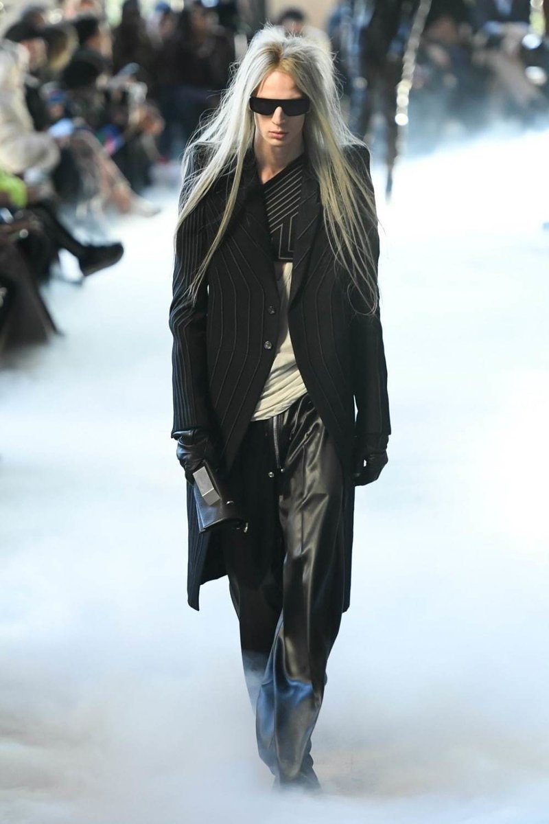 フランスファッションについてー世界の流行の発信地 フランス そのブランドについて Ami ファッションコンサルタント Note