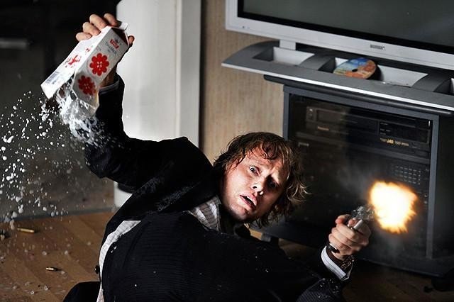 ヘッドハンター 予想外のオモシロさは不気味な緊張感 Ottso Note