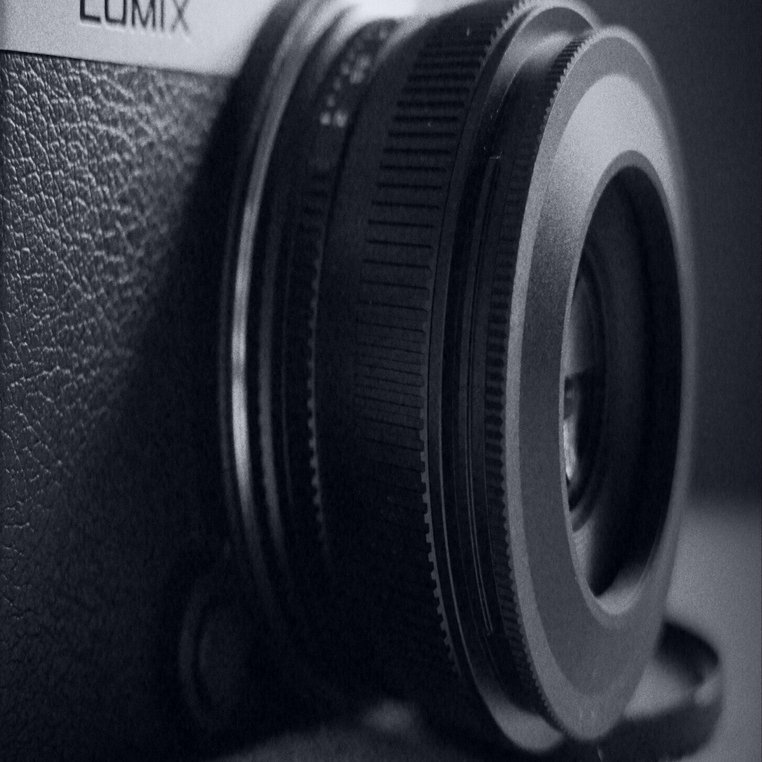 TTARTISAN AF 40mm F2にフジツボフード｜tatsumine