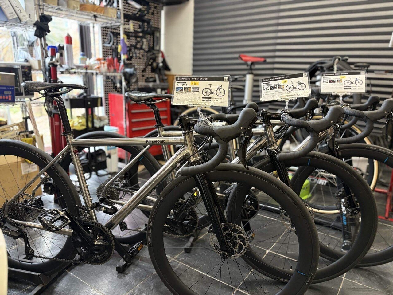 Panasonicチタンフレームのロードバイク、FRT05モデル FRTD05 ロードバイク チタンフレーム | バイク | パナソニックオーダー