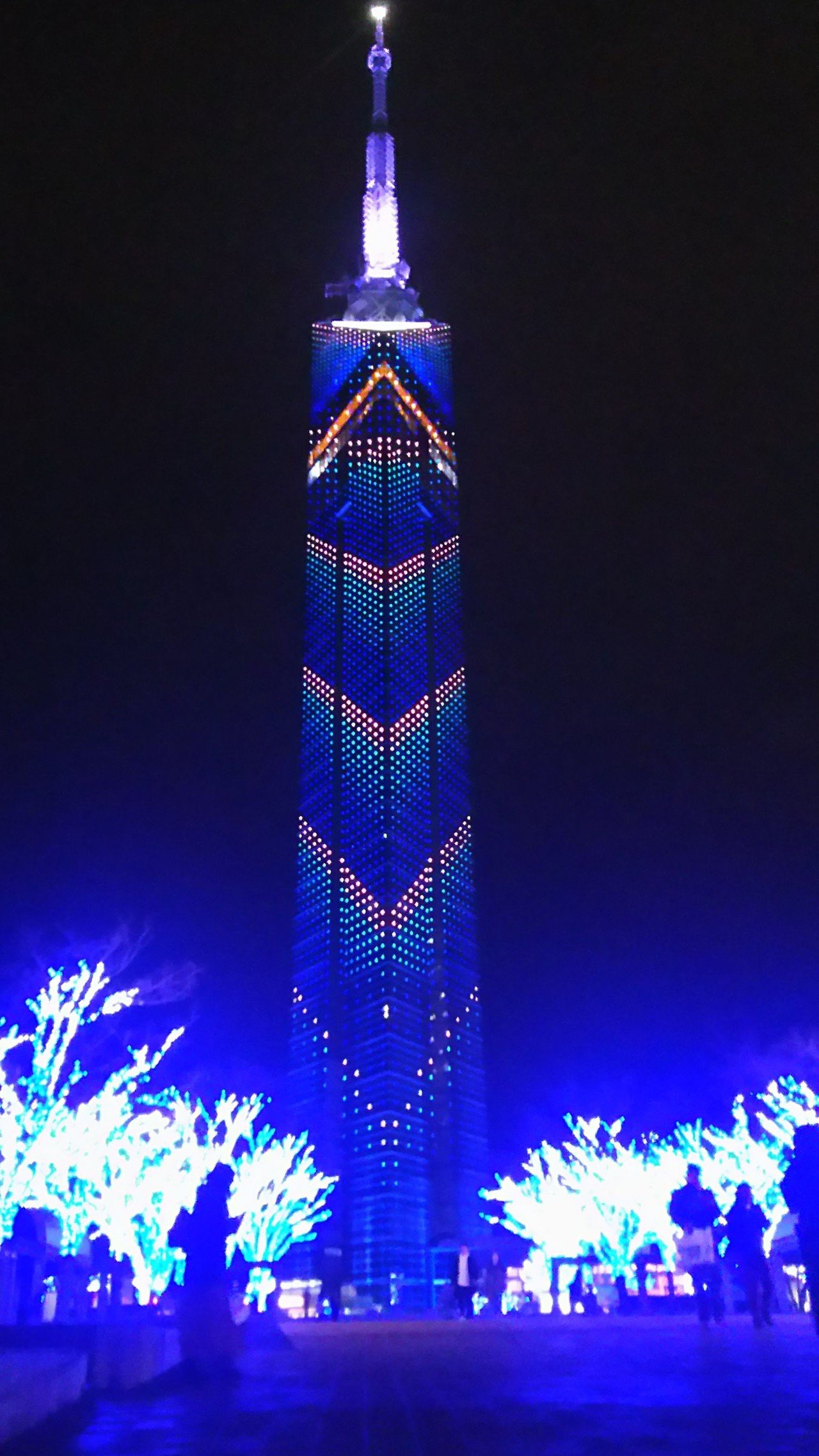 福岡タワーのイルミネーション 茂兄 Riderz5150 Note