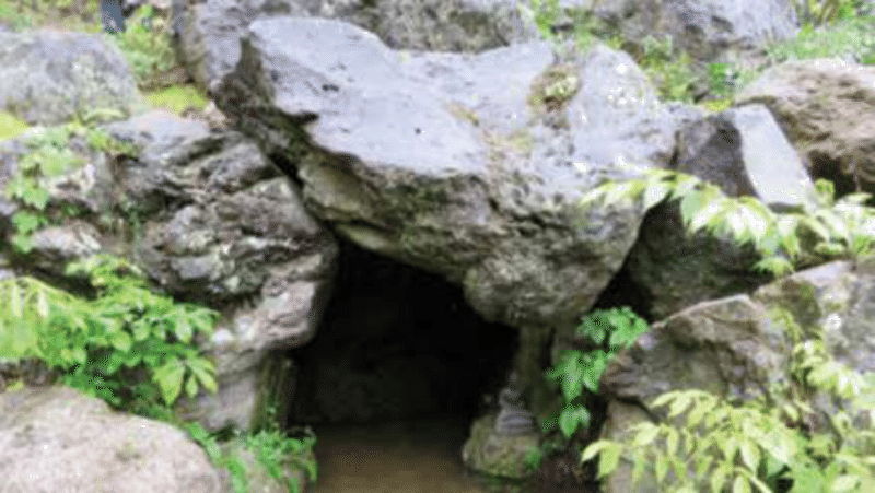 p22洞窟石組洞窟石组