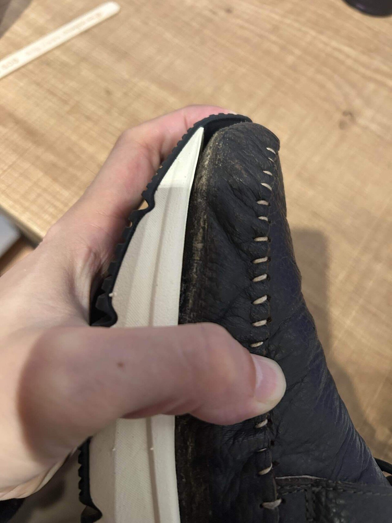 VISVIM FBTの剥がれたソールをスワップして再生してみる｜ある