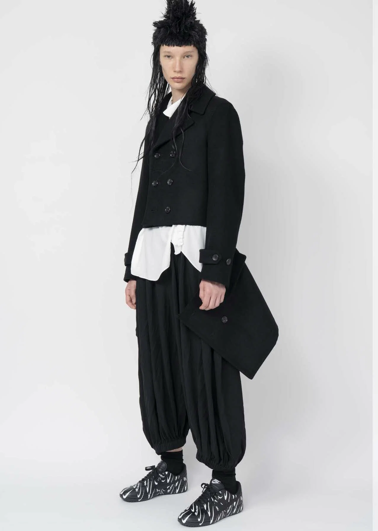 BLACK COMME des GARCONS 20ss エステルバルーンパンツ Day69｜再び、布をまとう】― BLACK COMME des GARÇONS エステル