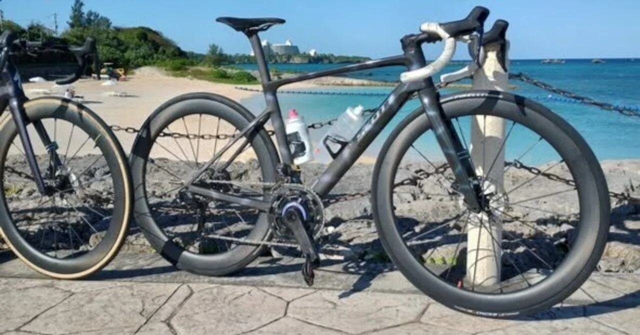 ツールドおきなわ2025 140マスターズ｜続けろ自転車。血ヘド吐くまで
