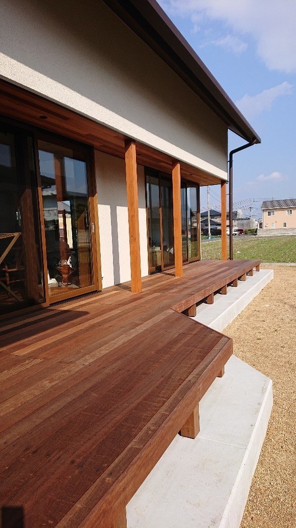 楽しいベランダにして欲しい 塚田木材株式会社 Note