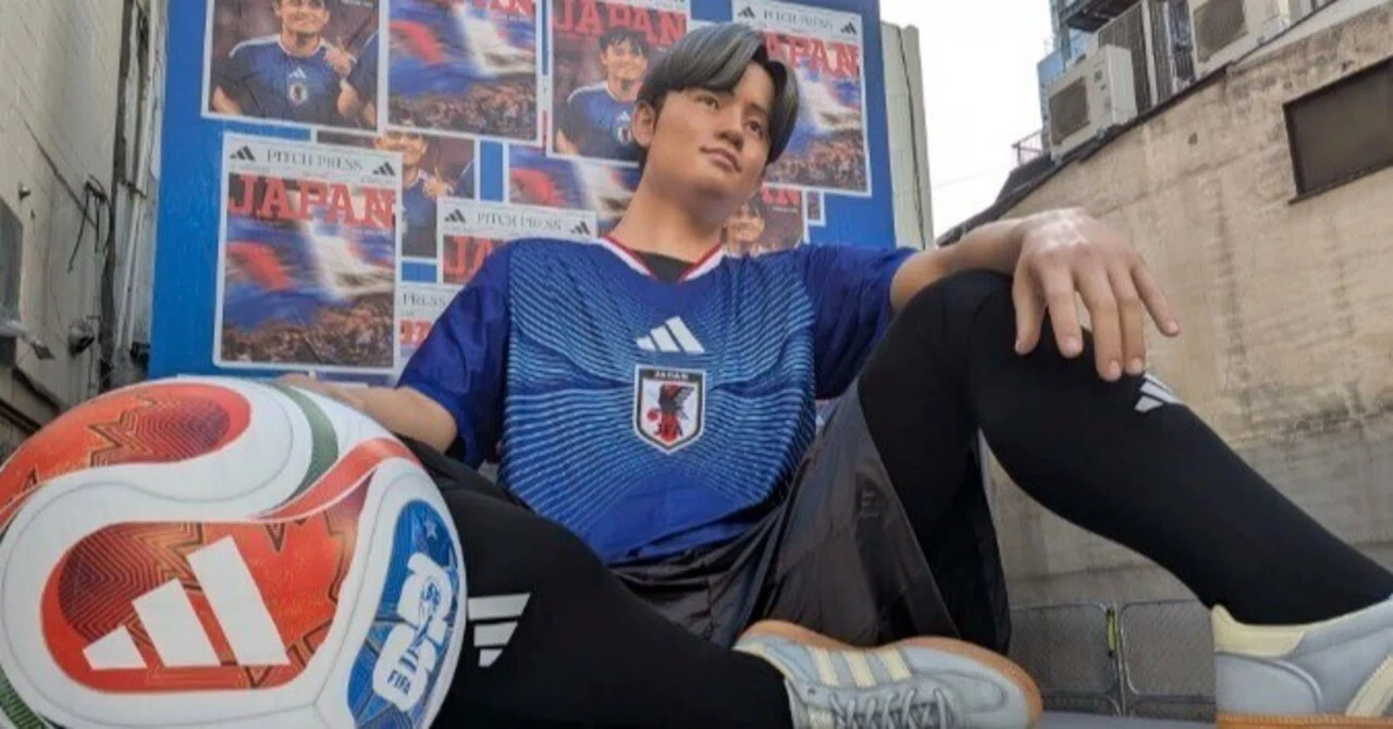 巨大な久保建英選手が登場！日本代表新ユニフォームの広告 | 2025/11 