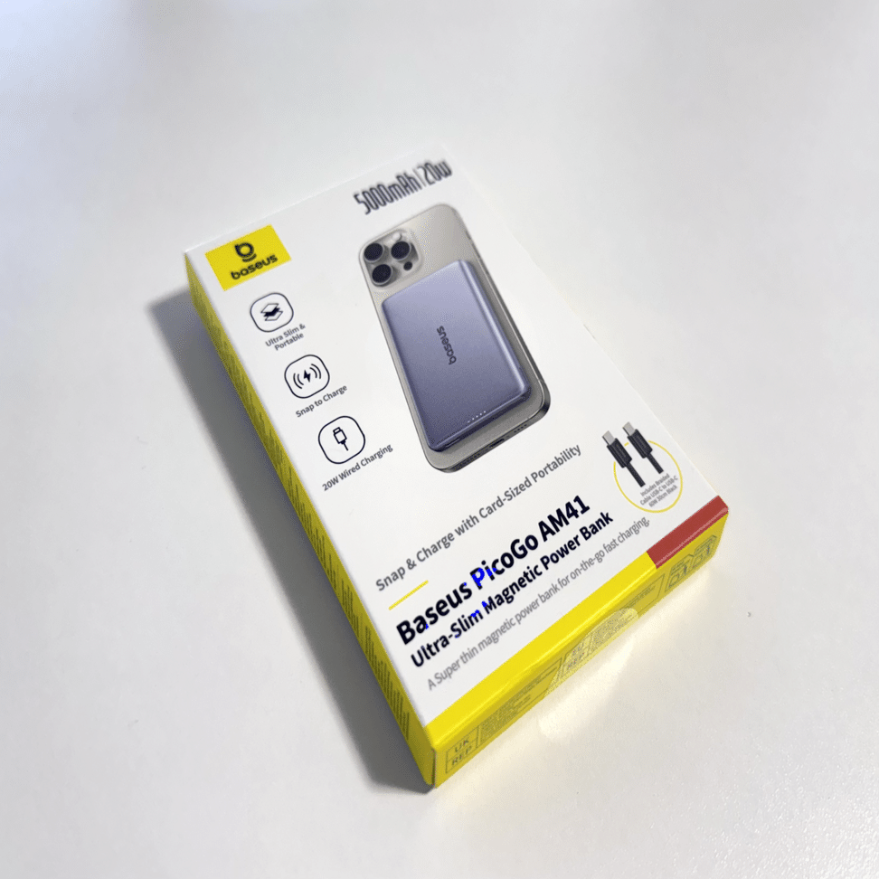 薄すぎる】カードサイズで超薄型。使いやすい新時代のモバイル