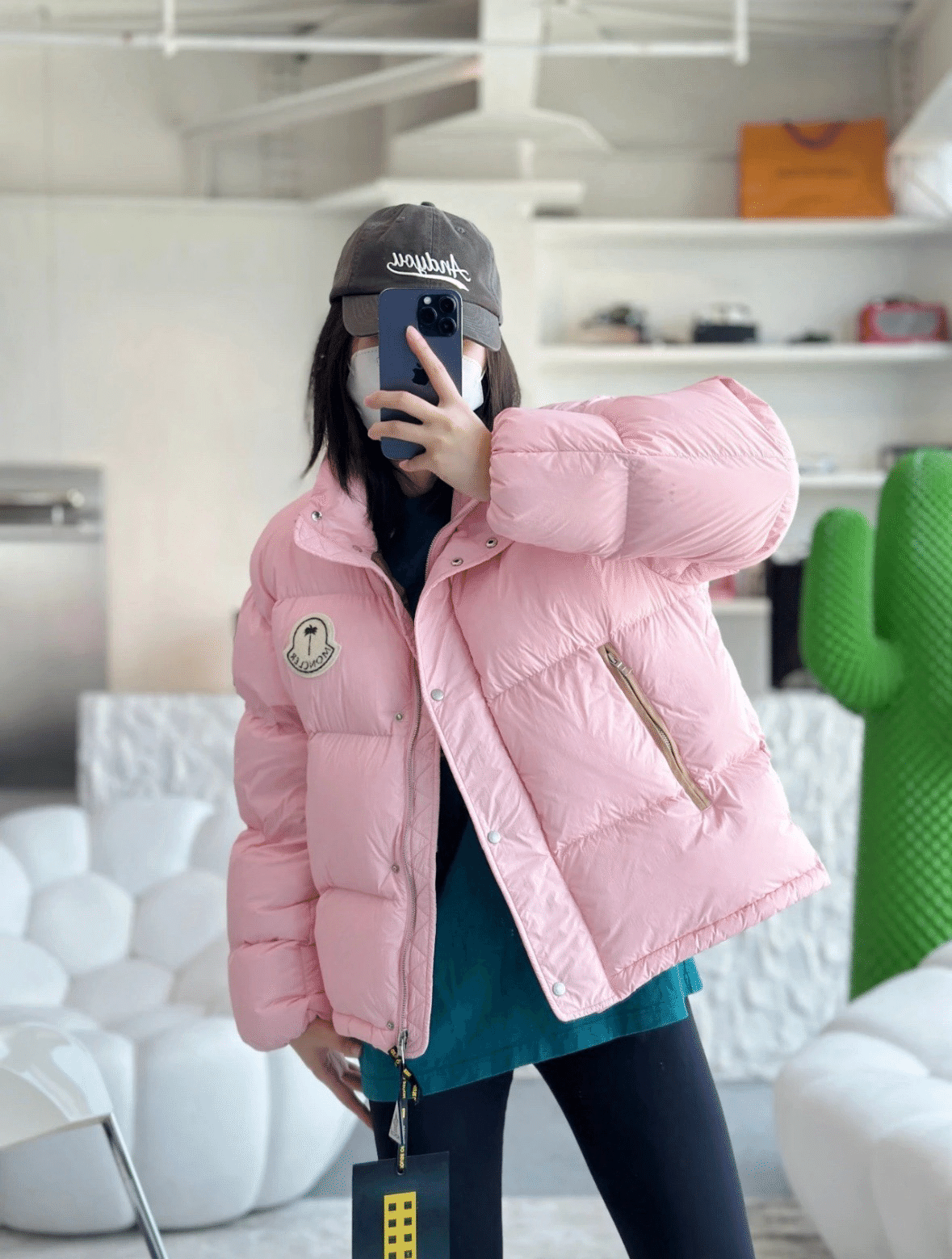 モンクレール AUDREY モンクレール x パーム・エンジェルス アントラ ショートダウン