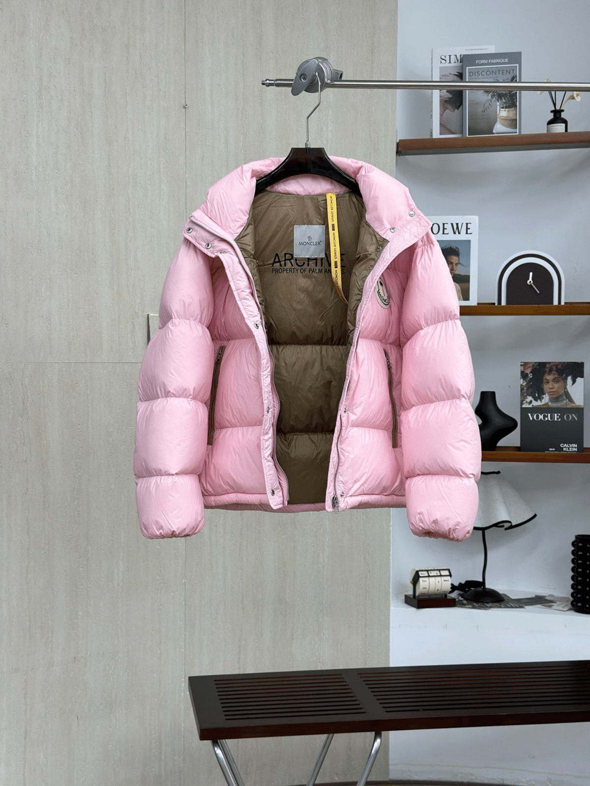 ストーンアイランド　ピンク　モンクレール　テアトラ　ダイワ　オーラリー　など モンクレール x パーム・エンジェルス アントラ ショートダウン