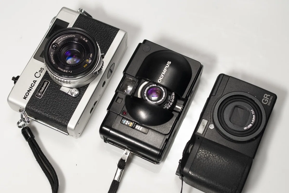 ✤完動品 ✤ OLYMPUS XA 2+ A16 フィルムカメラ 動作確認済み（初代 