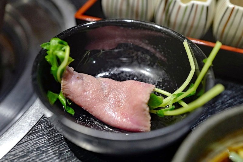 しゃぶしゃぶという料理の概念がリセットされるご馳走しゃぶしゃぶ サカキシンイチロウ Note しゃぶしゃぶという料理の概念がリセットされるご馳走しゃぶしゃぶ サカキシンイチロウ Note