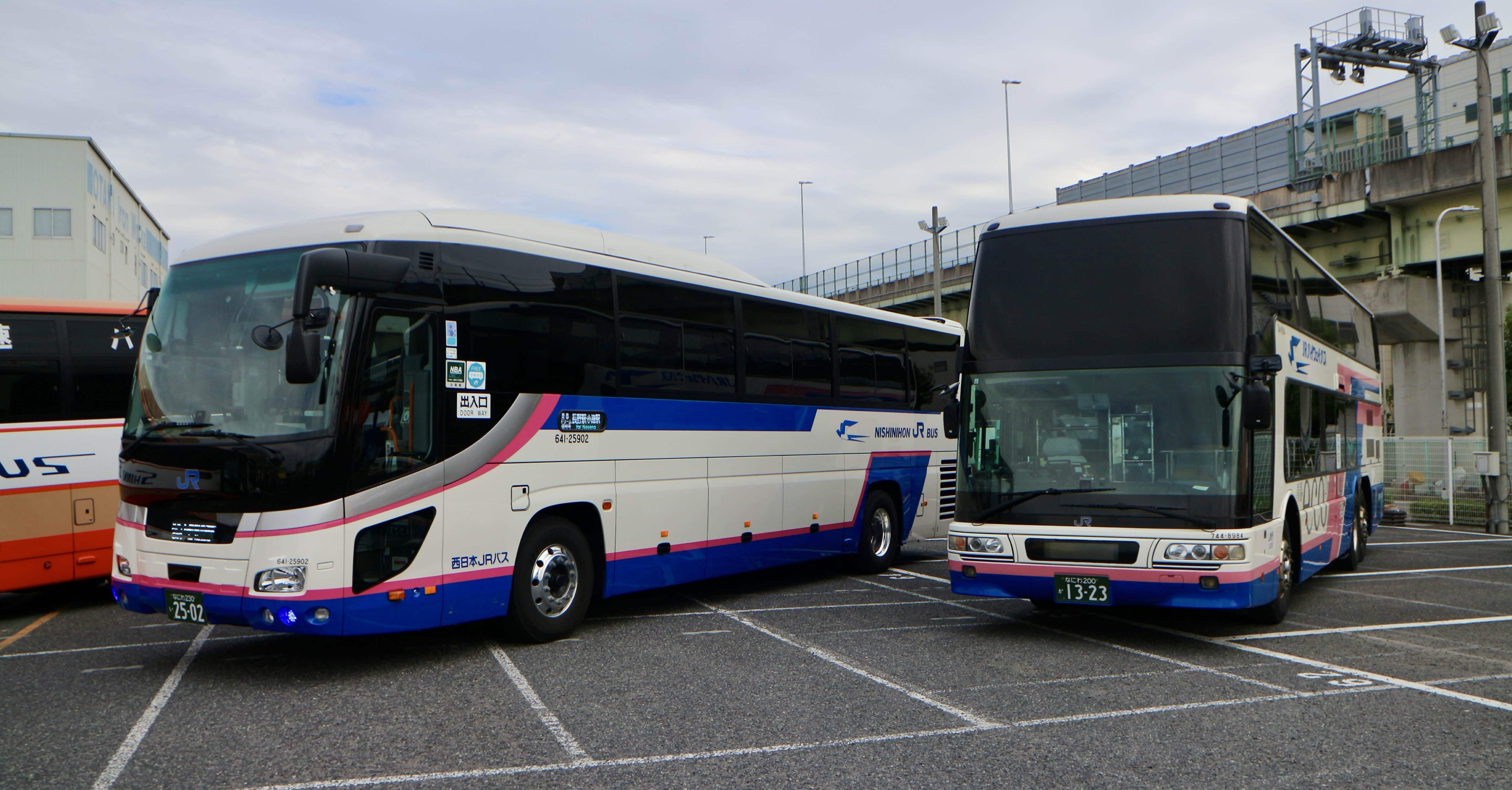 b96529785e5786a55a86f580ea6e6a