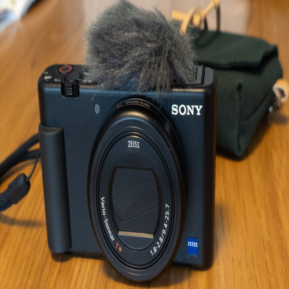 SONY ZV-1 デジタルカメラ ☆ほぼ未使用品（試し撮りのみ） SONY VLOGCAM ZV-1 価格比較 - 価格.com
