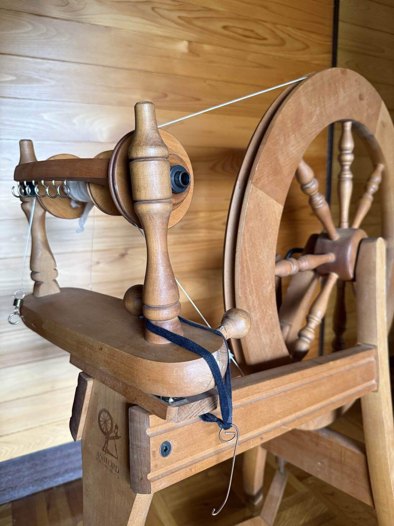 糸を紡ぐ道具② 糸車｜アユミ