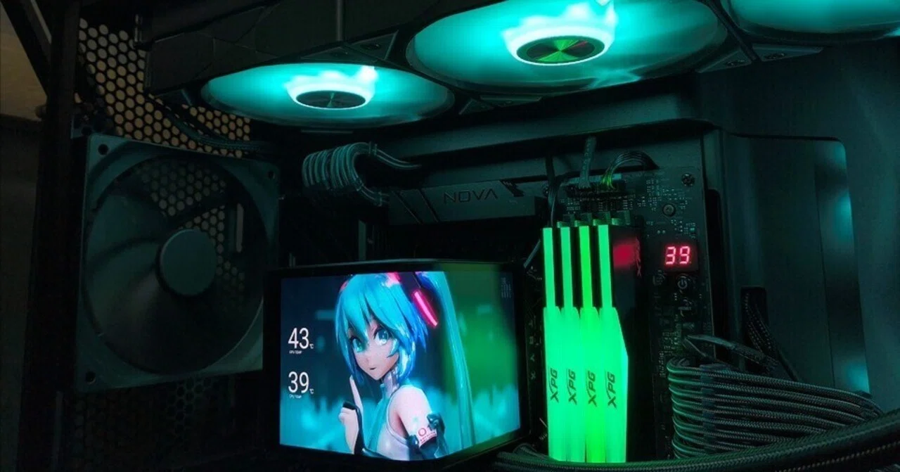 極美品 ゲーミングPC i9 3070 搭載 パノラマ水冷PC 専用モニター 推し活で活躍する大型ディスプレイ付きAIO水冷：TRYX PANORAMA 360mm