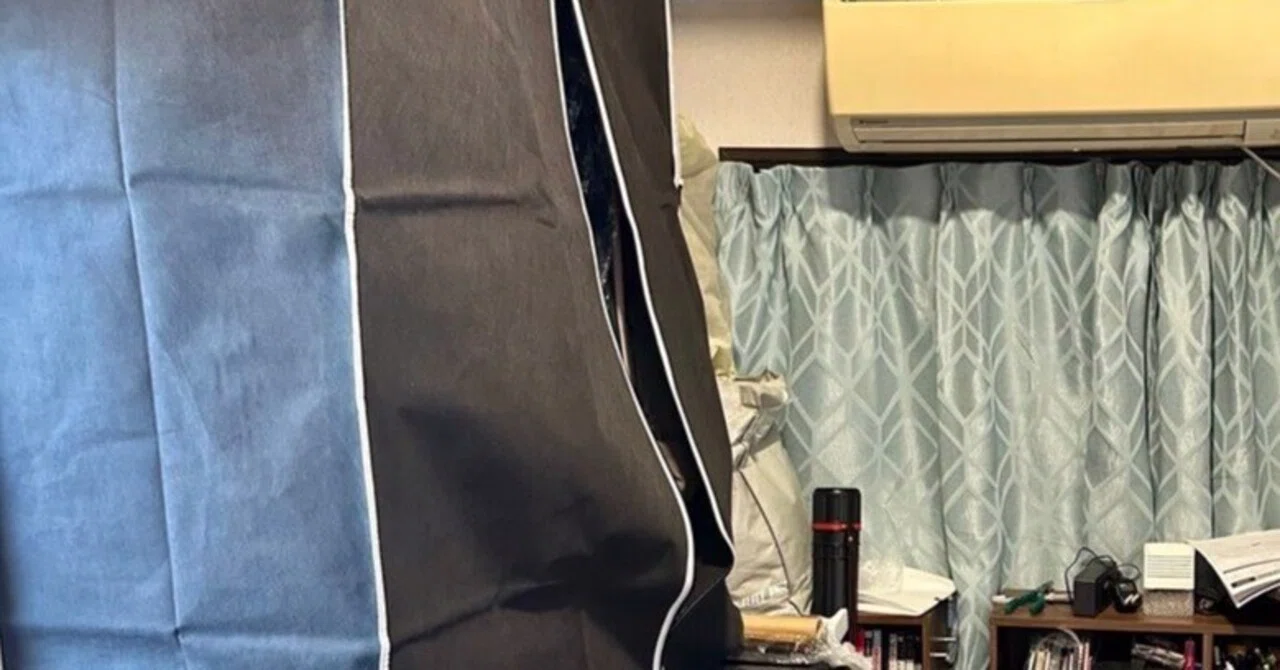 不織布が加水分解してた話：物置部屋の再断捨離｜うさうさん?宇佐兎三