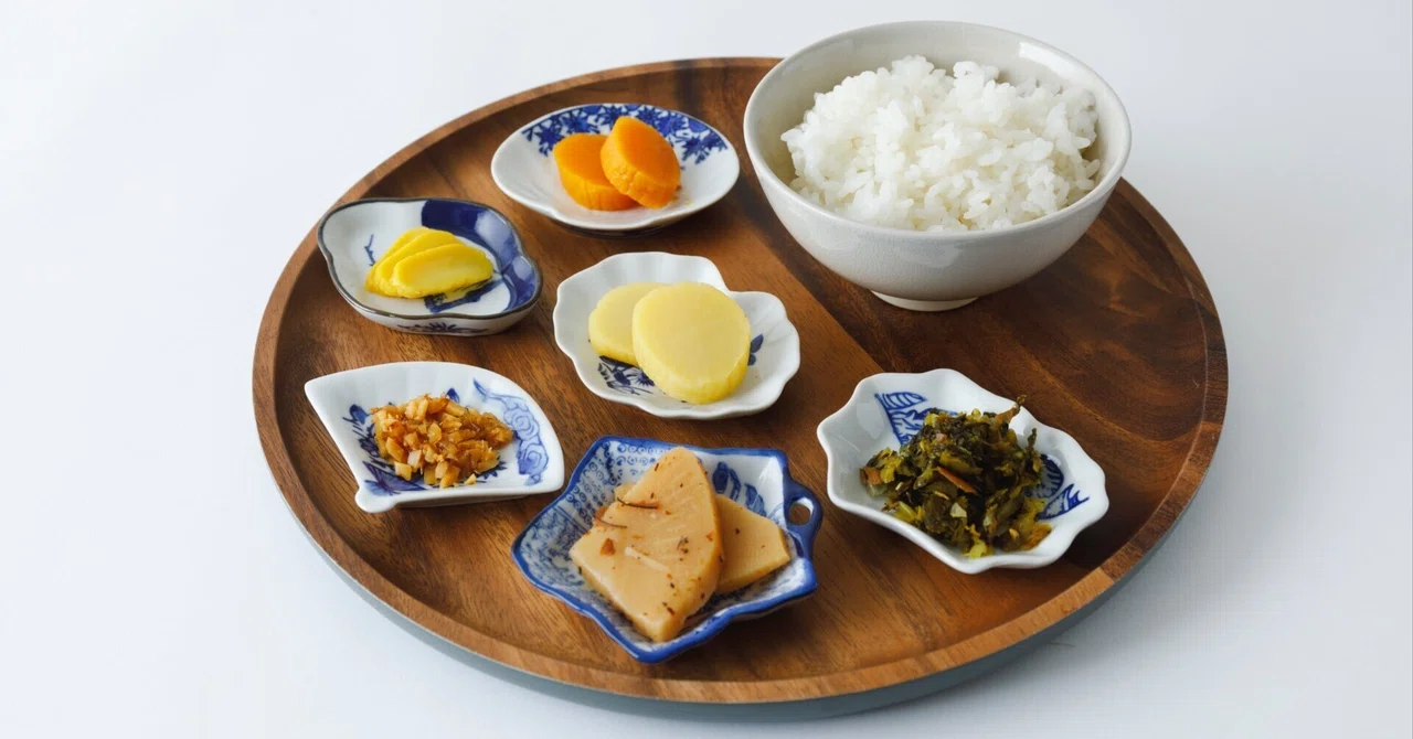 Flavors nurtured by the land of Miyazaki! A set of pickles that will ...