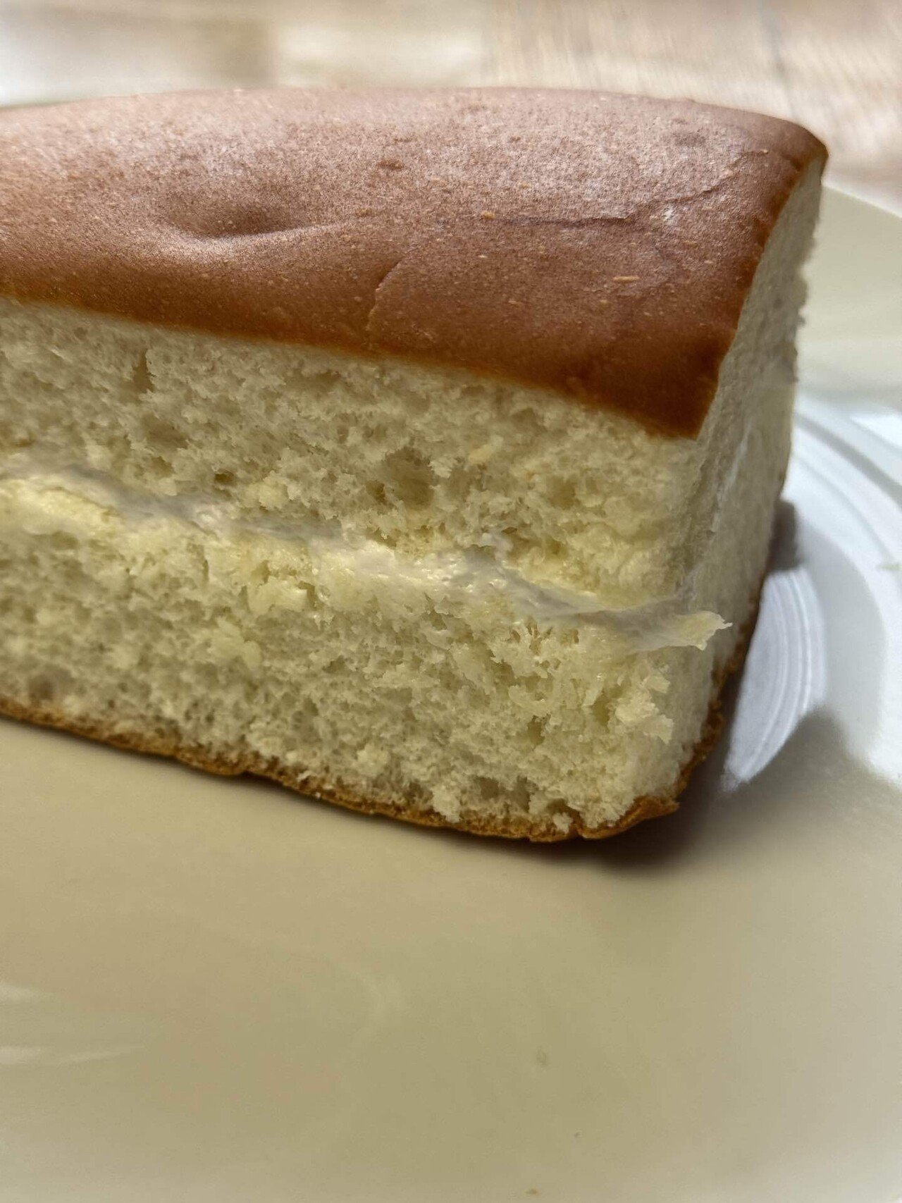 ふんわり柔らかいパンと優しい甘さのミルククリーム