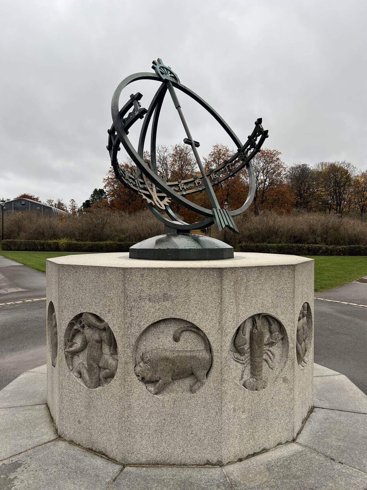 ヴィーゲラン彫刻公園の行き方｜オスロを散歩｜ノルウェー｜がんばる