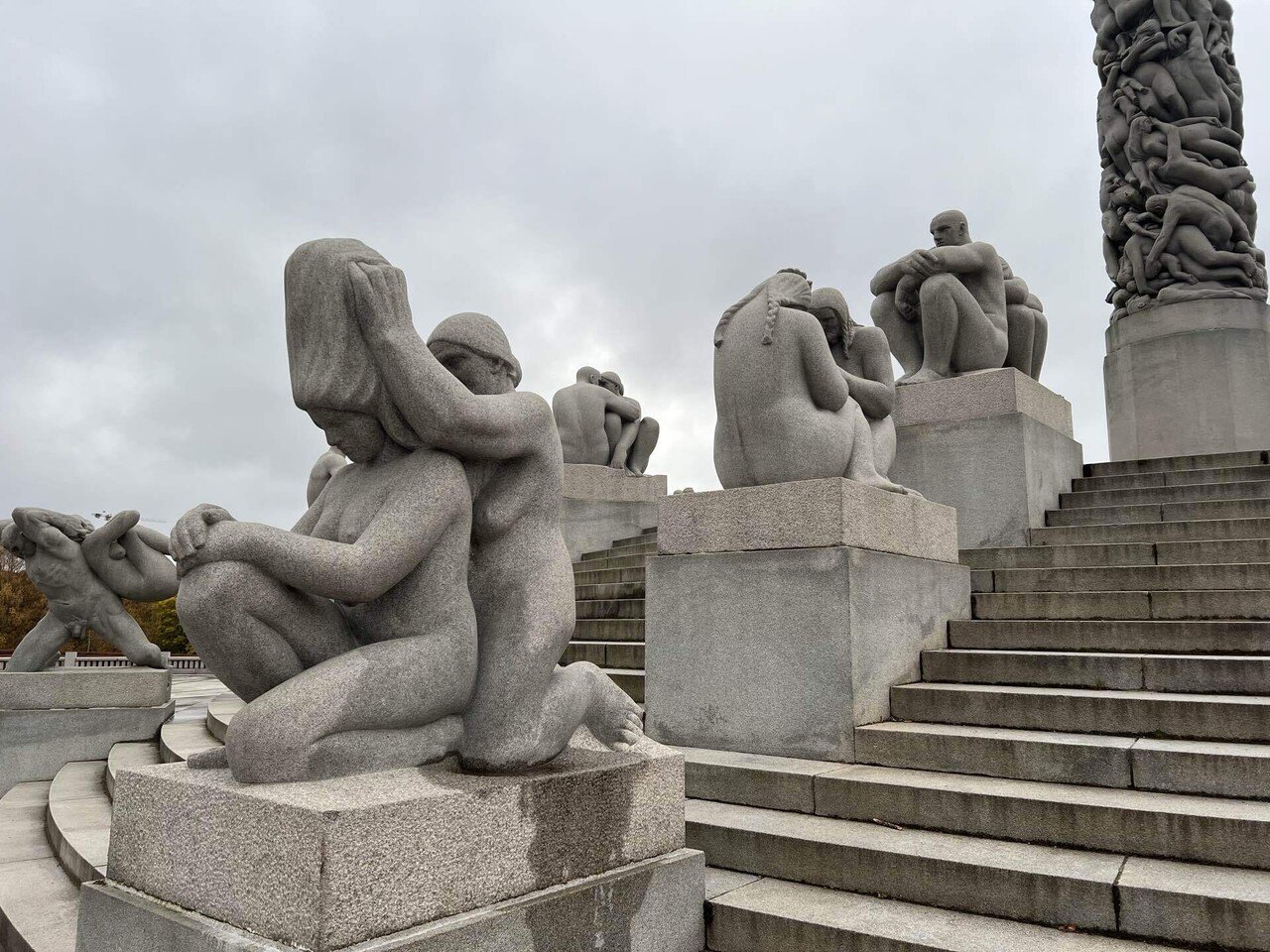 ヴィーゲラン彫刻公園の行き方｜オスロを散歩｜ノルウェー｜がんばる