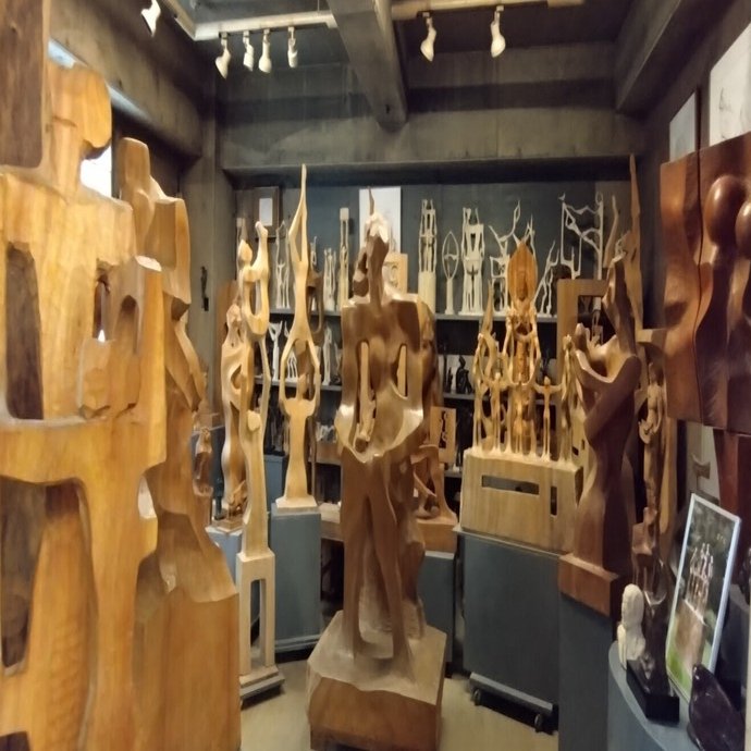 彫刻家 重岡建治｜ラマンチャ