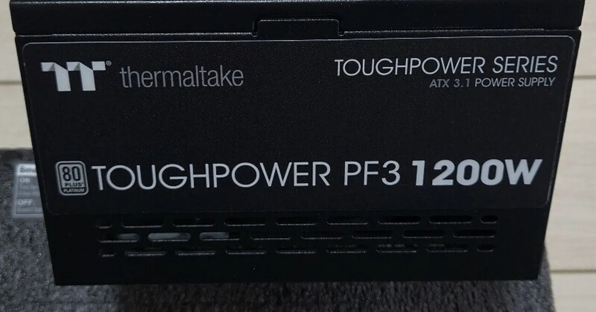 大容量1200WでコンパクトなATX電源：Thermaltake TOUGHPOWER PF3 1200W