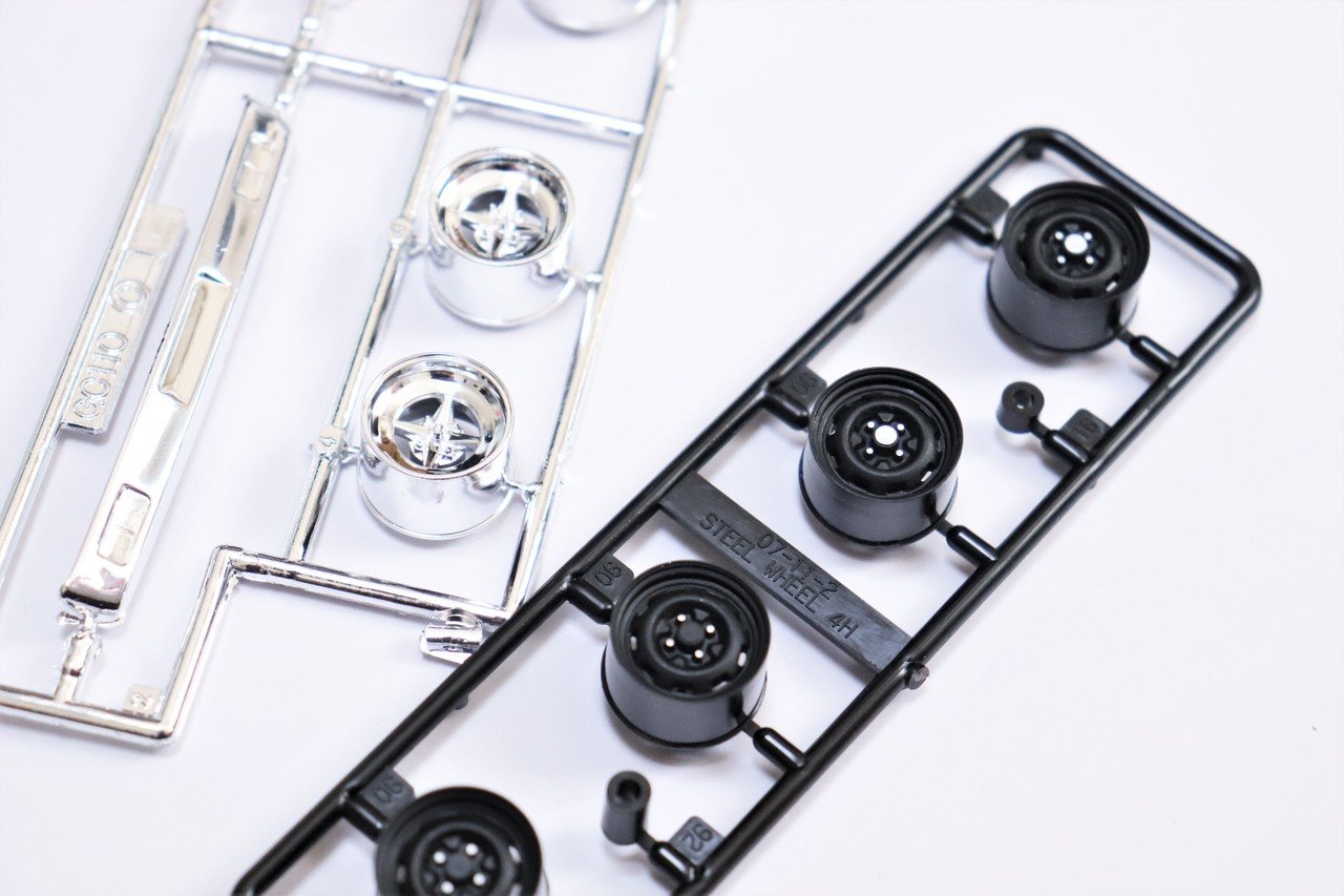 プラモ】アリイ 1/24 ケンメリ2000GT-X を作る -1-｜もんぶらん