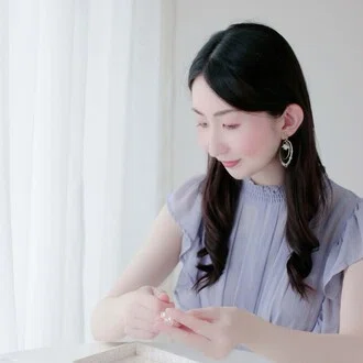 西洋占星術師 兼 アクセサリー作家 Satoko