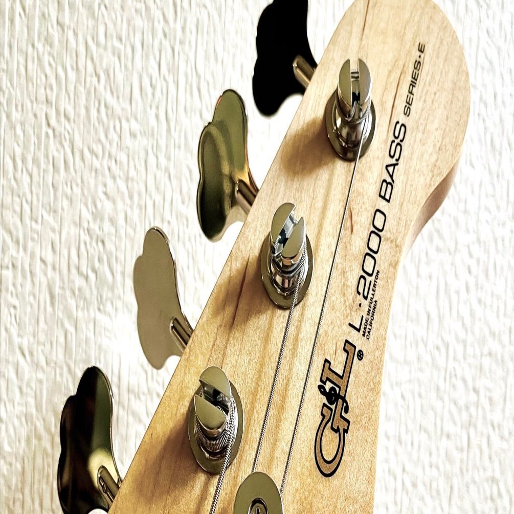 エレキベース　メーカー不明 エレキベースの源流｜ZUSH