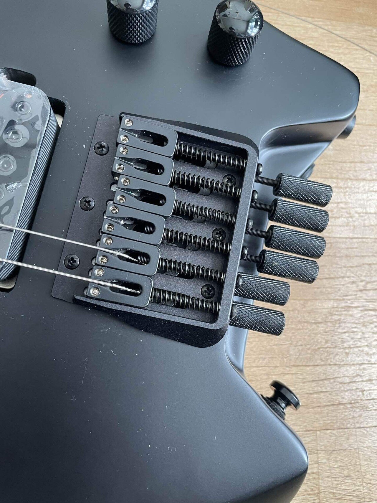 Hex Guitars N400の弦交換｜不死鳥