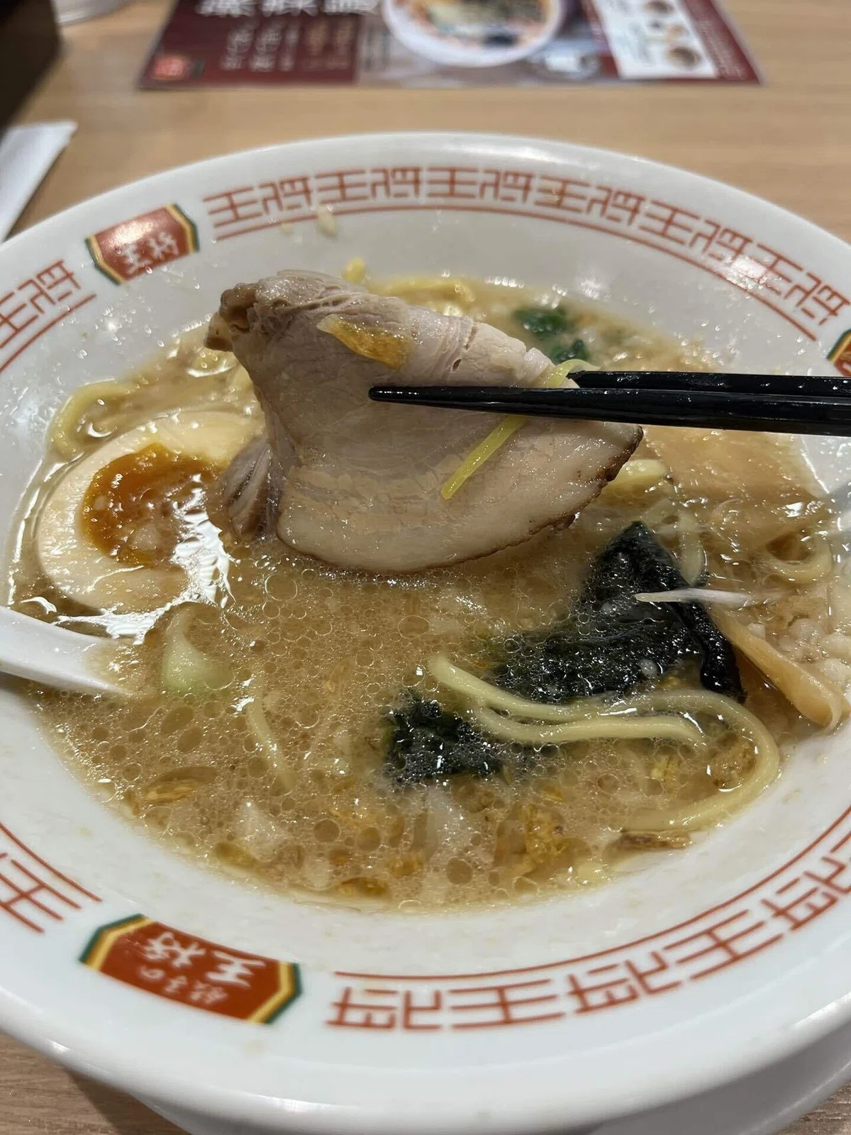【餃子の王将】新発売！「極王 餃子の王将ラーメン」は何が違う…｜takuma®︎