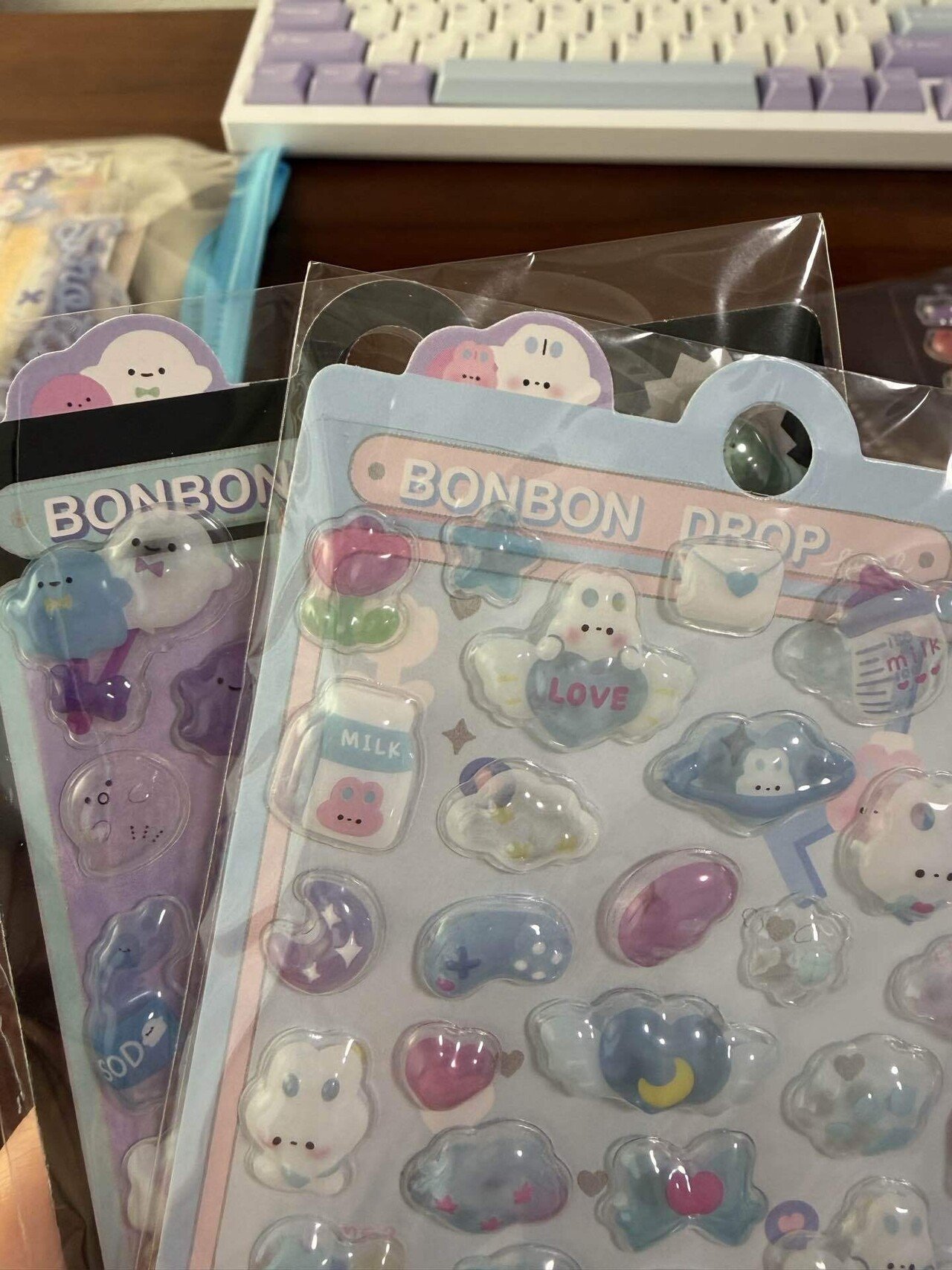 SHEINやAmazonで怪しげな中国製のボンボンドロップシールを買ってみた